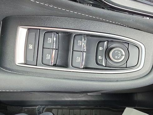 Used 2021 Subaru Outback Limited image 13