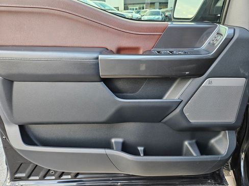 Used 2021 Ford F150 Lariat AWD/4WD image 14