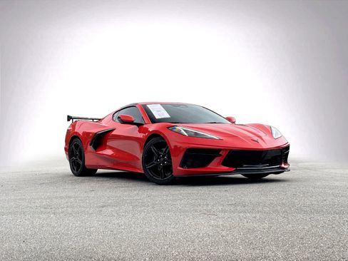 Used 2024 Chevrolet Corvette Stingray Coupe w/ 1LT image 2