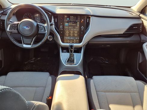 Used 2024 Subaru Outback Premium image 13