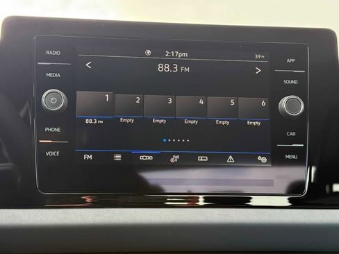 New 2026 Volkswagen Jetta SE FWD image 14