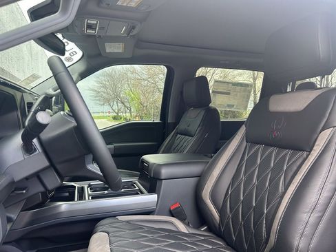 New 2026 Ford F350 Lariat w/ Lariat Premium Package image 9