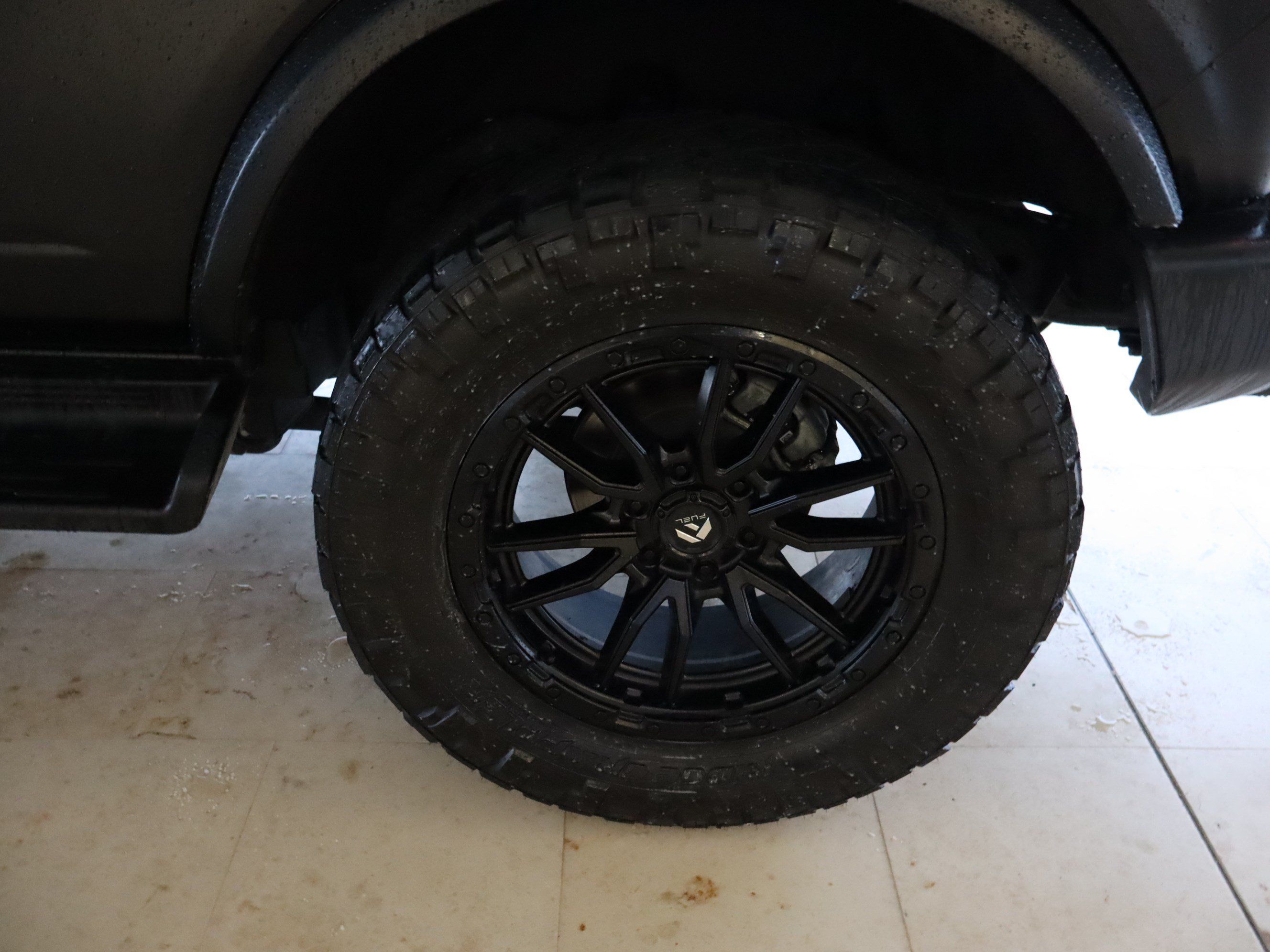 Used 2025 Ford Bronco Outer Banks w/ Matte Film Protection Package AWD/4WD image 42
