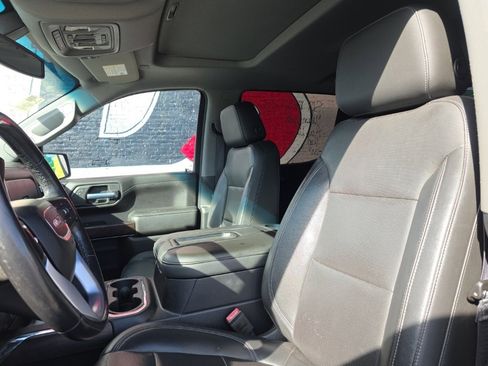Used 2019 GMC Sierra 1500 SLT w/ SLT Convenience Package image 11
