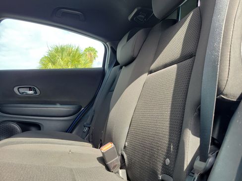 Certified 2020 Honda HR-V Sport image 9