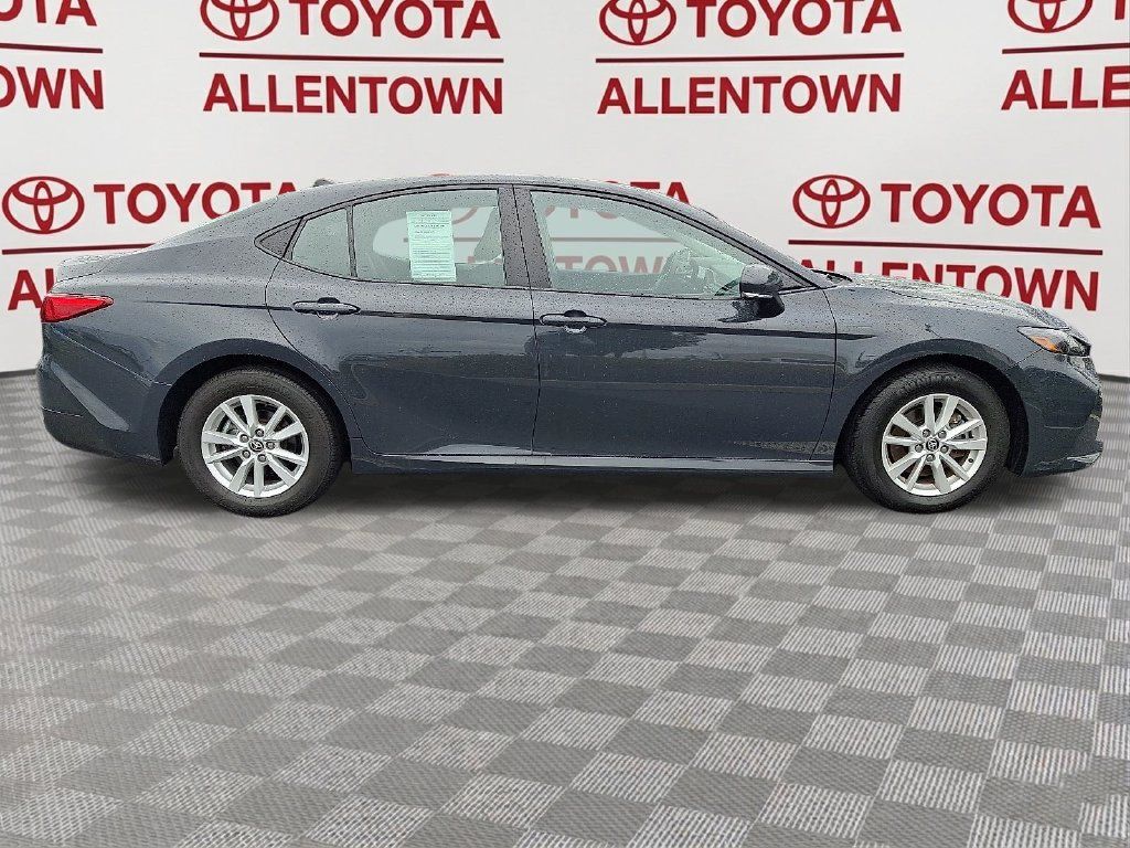 Used 2025 Toyota Camry LE FWD image 7