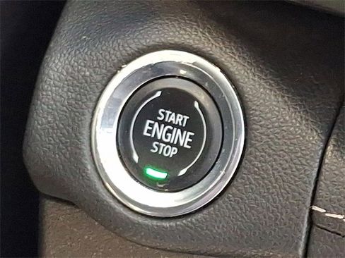 Certified 2022 Buick Envision Avenir w/ Technology Package II image 23