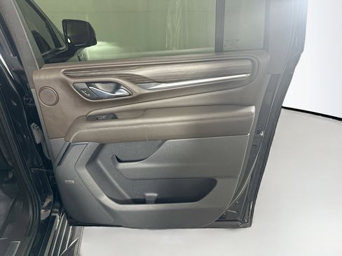 Used 2021 GMC Yukon XL Denali w/ Advanced Technology Package image 33