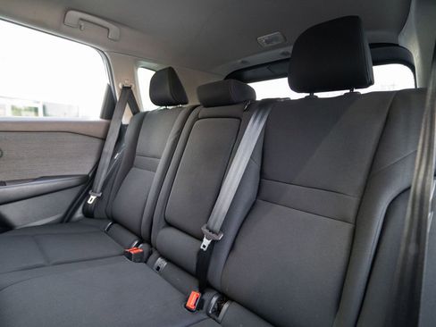 Used 2023 Nissan Rogue S image 30