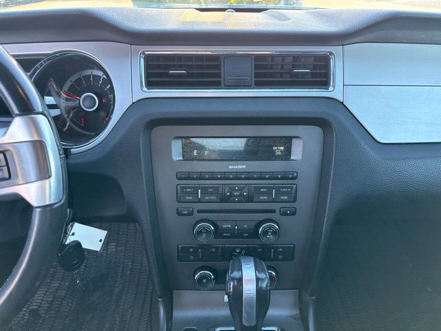 Used 2013 Ford Mustang Premium RWD image 16