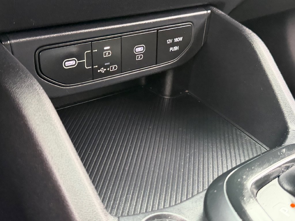 Used 2025 Kia K4 FWD image 26