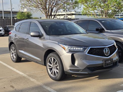 Used 2023 Acura RDX w/ Technology Package image 3