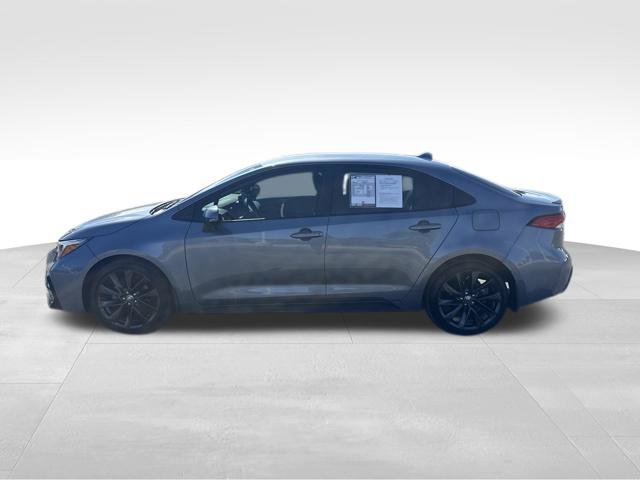 Used 2024 Toyota Corolla SE FWD image 2