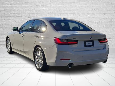 Used 2023 BMW 330i xDrive Sedan w/ Driving Assistance Package image 5