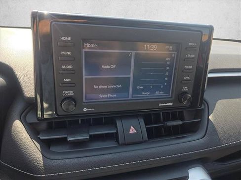 Used 2021 Toyota RAV4 XLE w/ Convenience Package FWD image 13