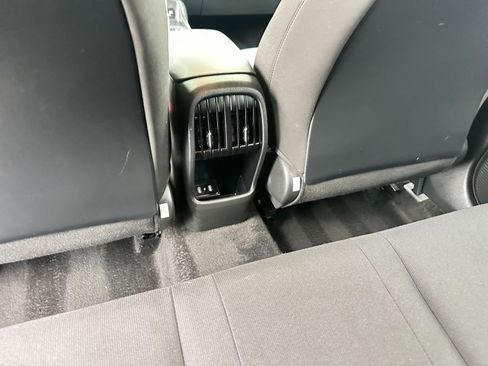 Used 2025 Hyundai Kona SEL image 24