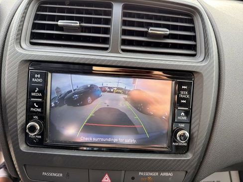 Used 2025 Mitsubishi Outlander Sport ES AWD/4WD image 26