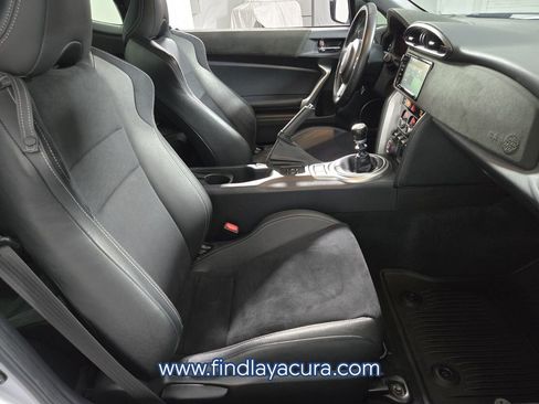 Used 2019 Toyota 86 image 13