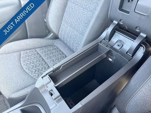 Used 2024 Chevrolet Equinox LT image 21