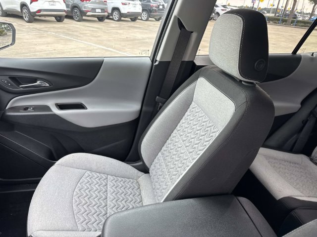 Used 2024 Chevrolet Equinox LT FWD image 17