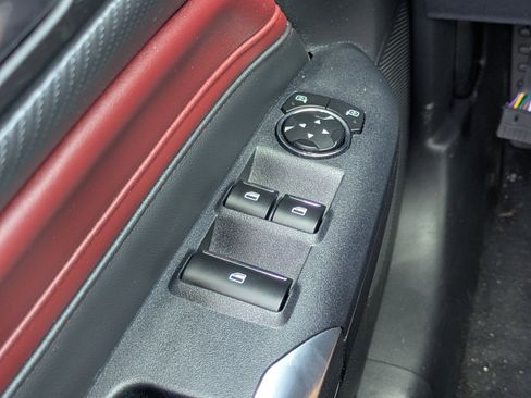 Used 2024 Ford Mustang Premium image 22