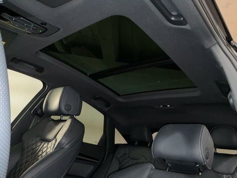 Used 2023 Audi SQ5 Premium Plus w/ Premium Plus Package image 4