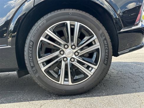 New 2025 Cadillac Lyriq Luxury image 19