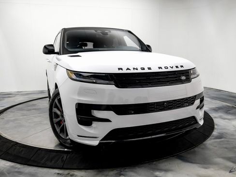 Used 2025 Land Rover Range Rover Sport Dynamic SE image 20