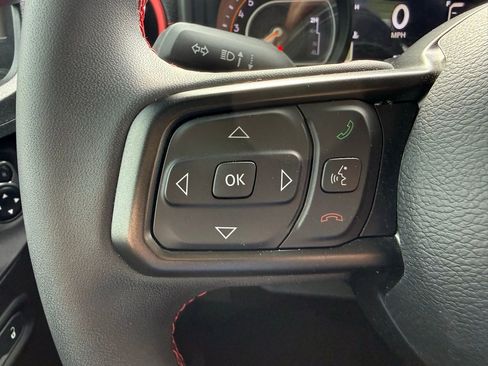 Used 2024 Jeep Gladiator Rubicon image 13