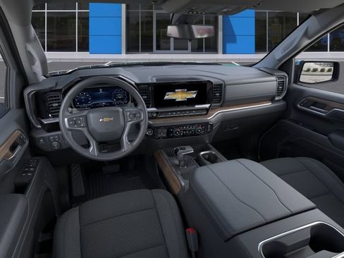 New 2026 Chevrolet Silverado 1500 LT w/ Z71 Off-Road Package AWD/4WD image 16