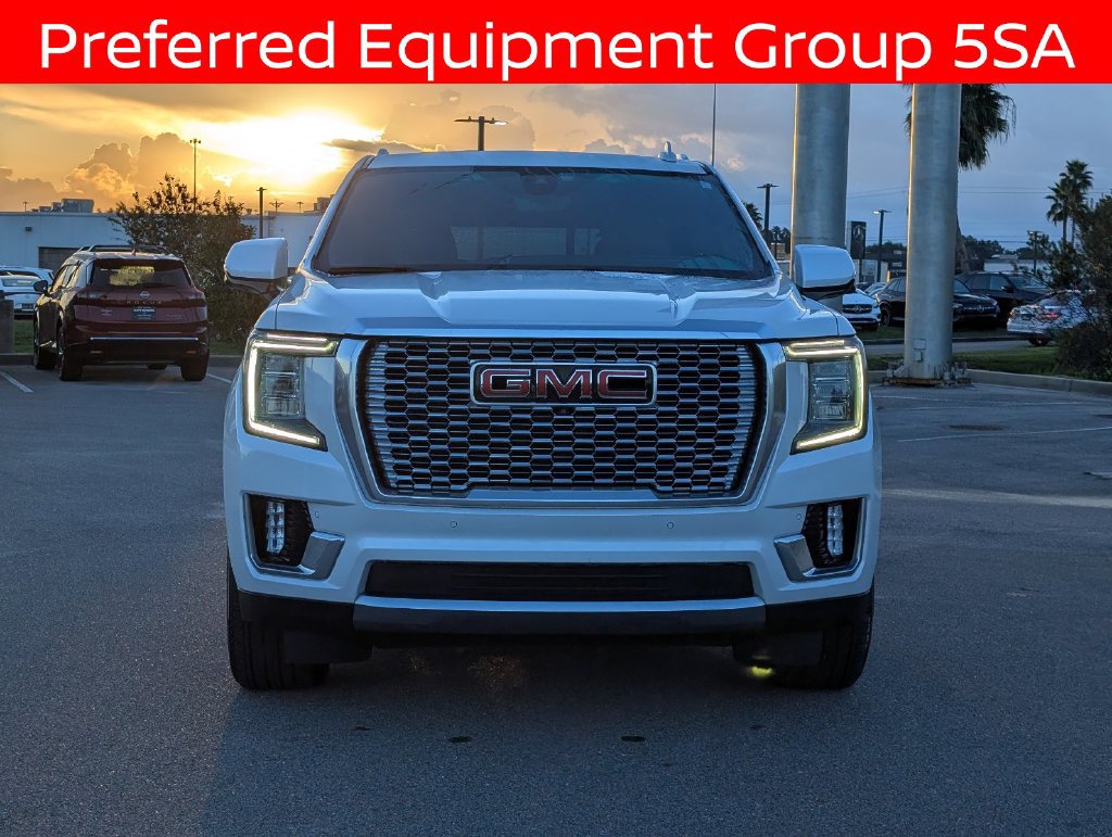 Used 2022 GMC Yukon Denali w/ Denali Premium Package RWD image 10