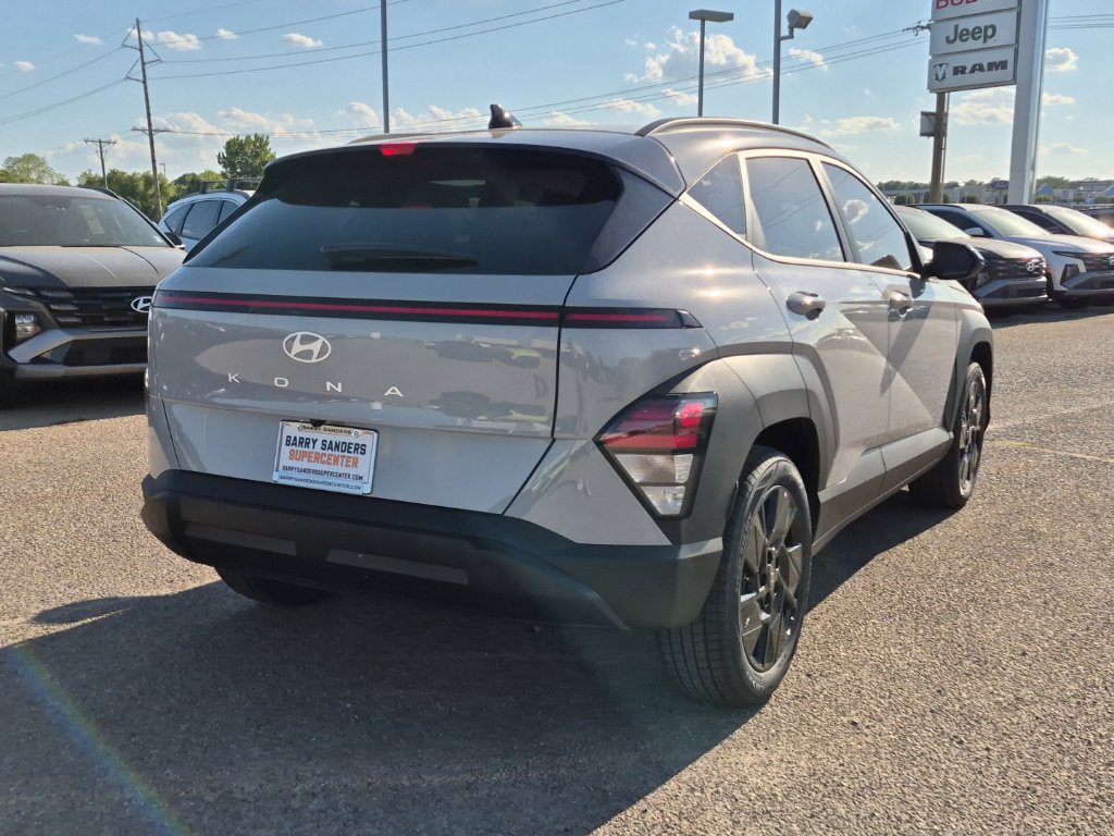 New 2027 Hyundai Kona SEL Sport FWD image 3