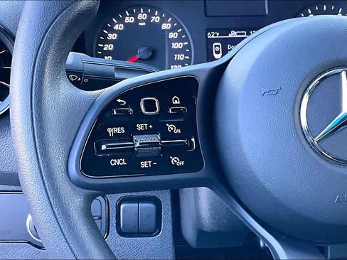 Used 2023 Mercedes-Benz Sprinter 2500 image 25