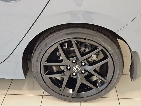Used 2024 Honda Civic Sport image 21