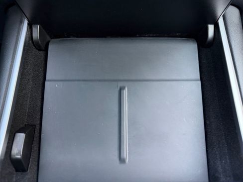 Used 2020 Tesla Model 3 Standard Range image 27