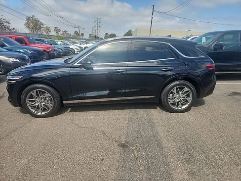 Used 2025 Genesis GV70 2.5T AWD/4WD image 10