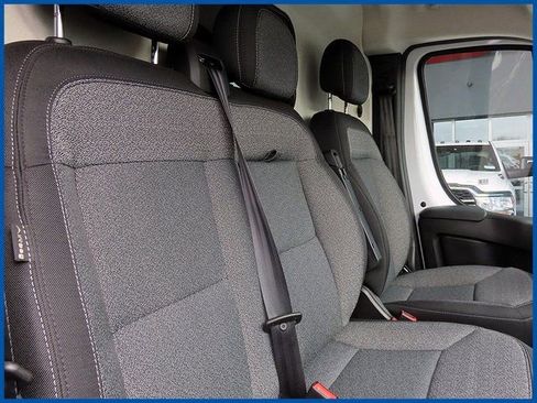 New 2026 RAM ProMaster 2500 w/ Convenience Group image 9