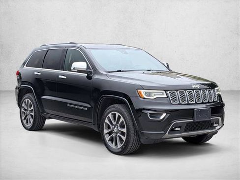 Used 2018 Jeep Grand Cherokee Overland AWD/4WD image 3