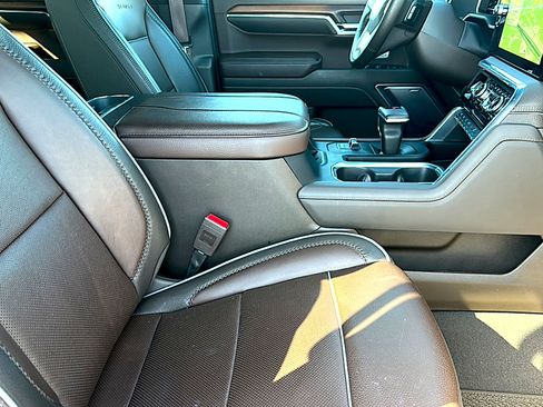 Used 2024 GMC Sierra 1500 Denali w/ Denali Reserve Package RWD image 24