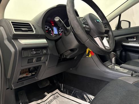 Used 2017 Subaru Crosstrek 2.0i Premium w/ Popular Package #1 AWD/4WD image 29