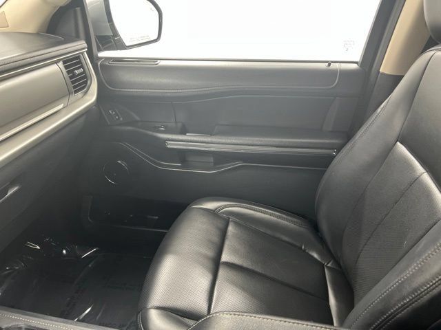 Used 2024 Ford Expedition Max XLT AWD/4WD image 22