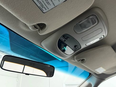 Used 2003 Dodge Ram 2500 Truck SLT image 24