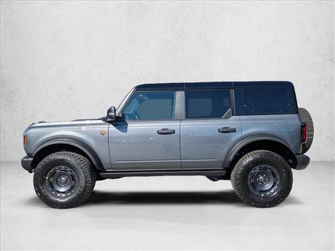 New 2025 Ford Bronco Badlands image 5