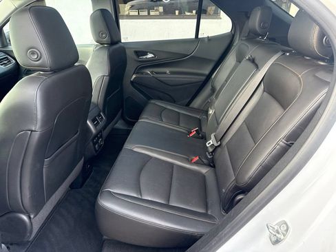 Used 2018 Chevrolet Equinox Premier AWD/4WD image 37