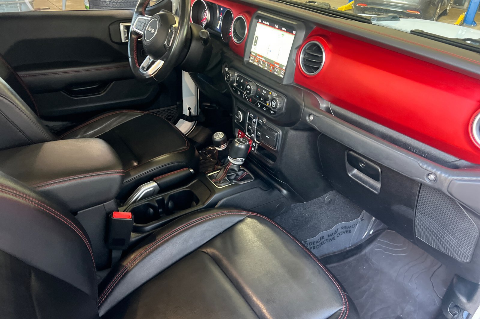 Used 2021 Jeep Gladiator Rubicon AWD/4WD image 17