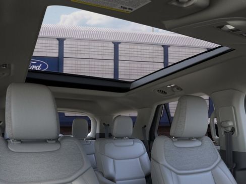 New 2026 Ford Explorer Active AWD/4WD image 22
