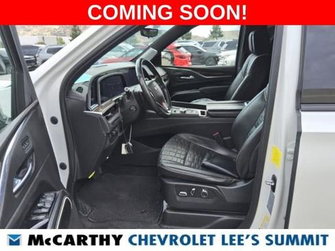Used 2021 Cadillac Escalade ESV Sport Platinum w/ LPO, ONYX Package AWD/4WD image 7