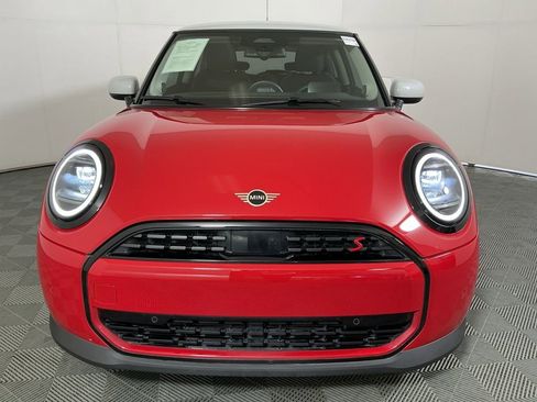 Certified 2025 MINI Cooper S image 3