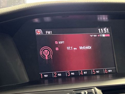 Used 2017 Honda Accord Sport Special Edition image 18