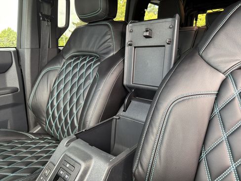 Used 2025 Ford Bronco Outer Banks AWD/4WD image 33